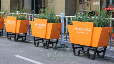 一桶一鏈扇形不銹鋼花箱