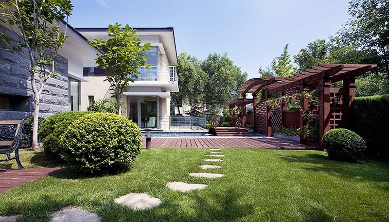 別墅花園手機控制智能自動澆灌系統