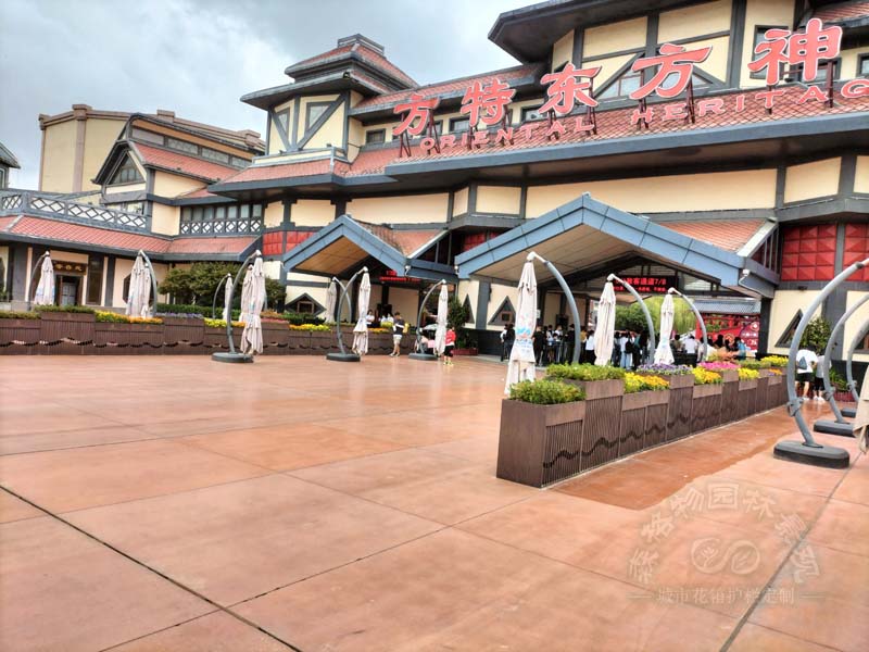 廣場上如何正確擺放花箱