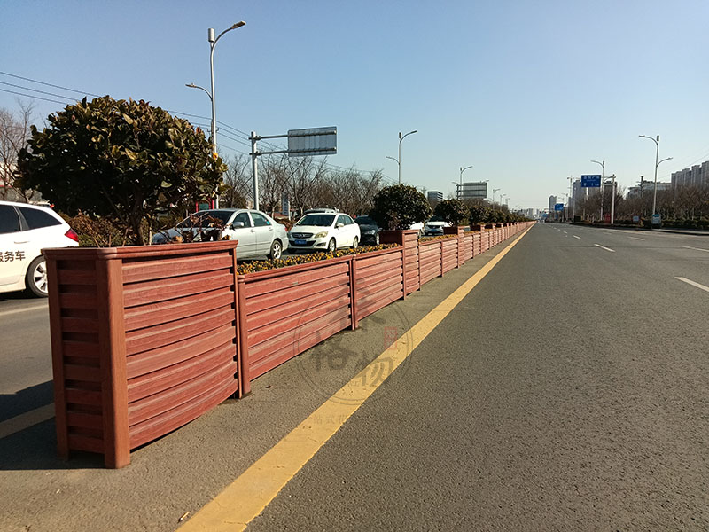 鋁合金花箱多少錢一個？