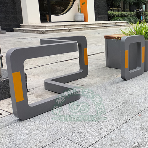 人行道隔離欄步行街人車分流車檔