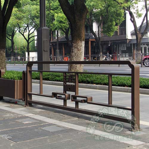 市政道路不銹鋼花箱護欄