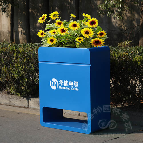 藍(lán)白色不銹鋼組合隔斷花箱