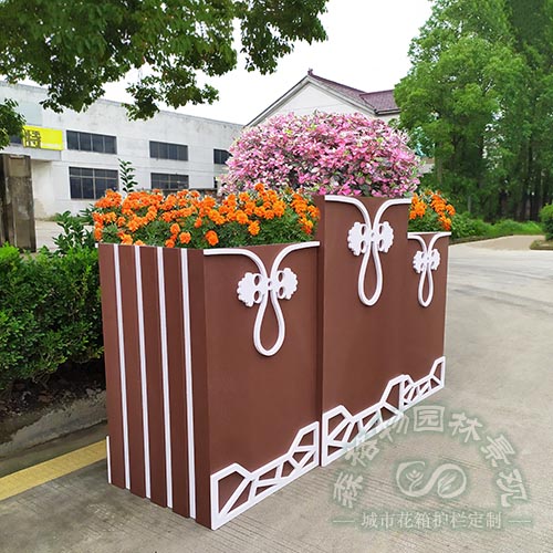 鏤空雕花道路pvc花箱